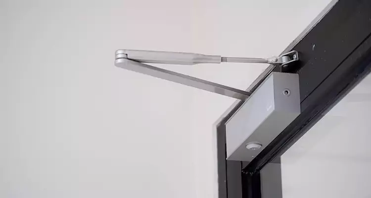 Screen Door Closer Installation in Keystone, FL