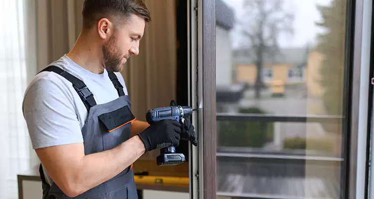 Sliding Screen Door Handle Repair in Keystone, FL