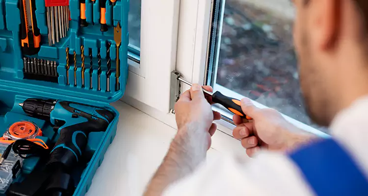 Mirrored Sliding Doors Replacement Expert in Keystone, FL
